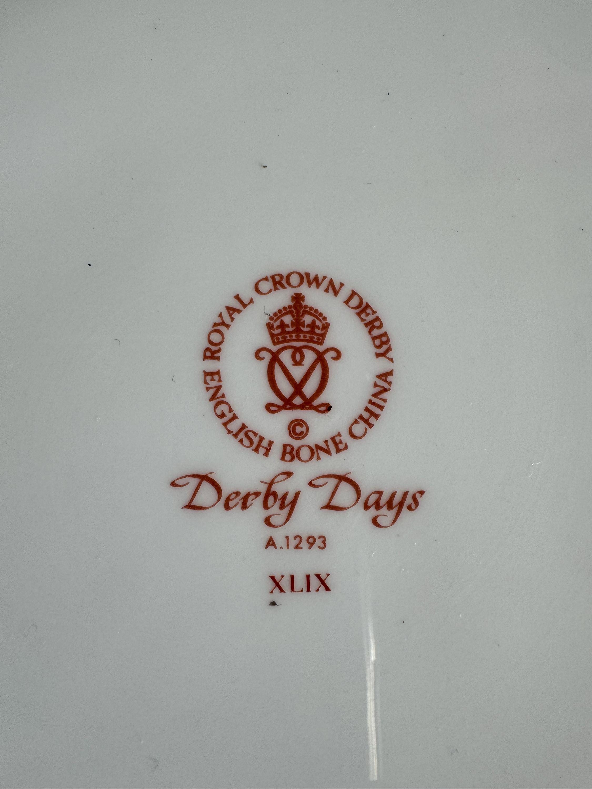 Royal Crown Derby Derby Days Dinner Plate